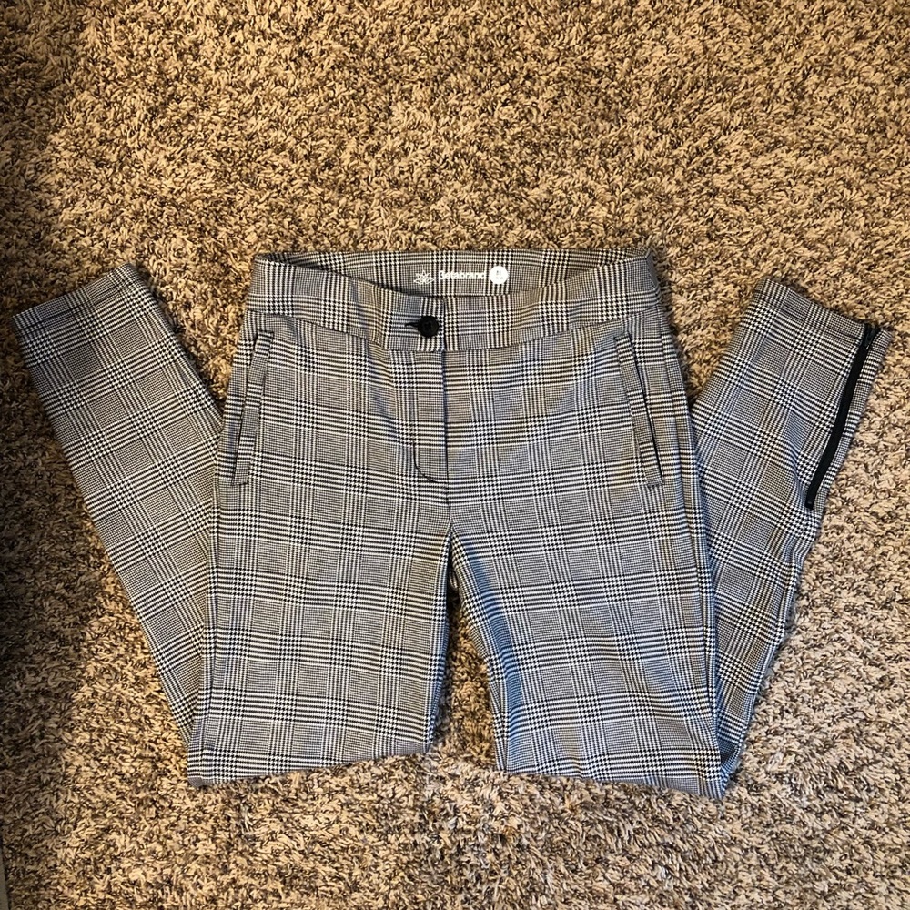 Betabrand Skinny Cigarette B/W Plaid Pant in Medium Long WITH POCKETS!